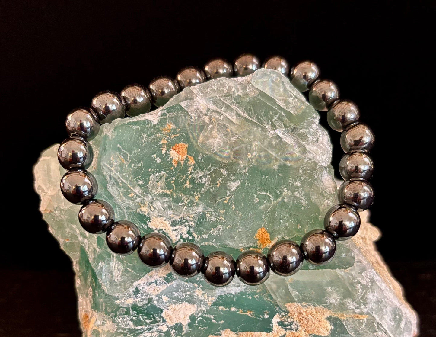 Hematite Grounding & Protection Bracelet β Root Chakra Healing Stone for Confidence, Clarity & Stability (6mm, 8mm, 10mm Options)