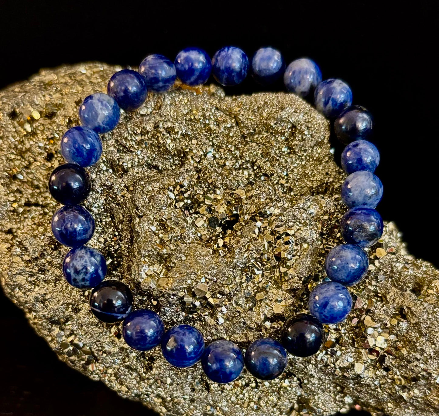 Sodalite Gemstone Bracelet β Intuition, Truth & Emotional Balance