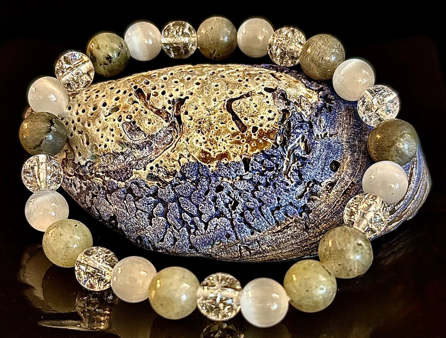 Reiki-Infused Lightworkers Healing Bracelet โ Labradorite, Crackle Quartz & Selenite