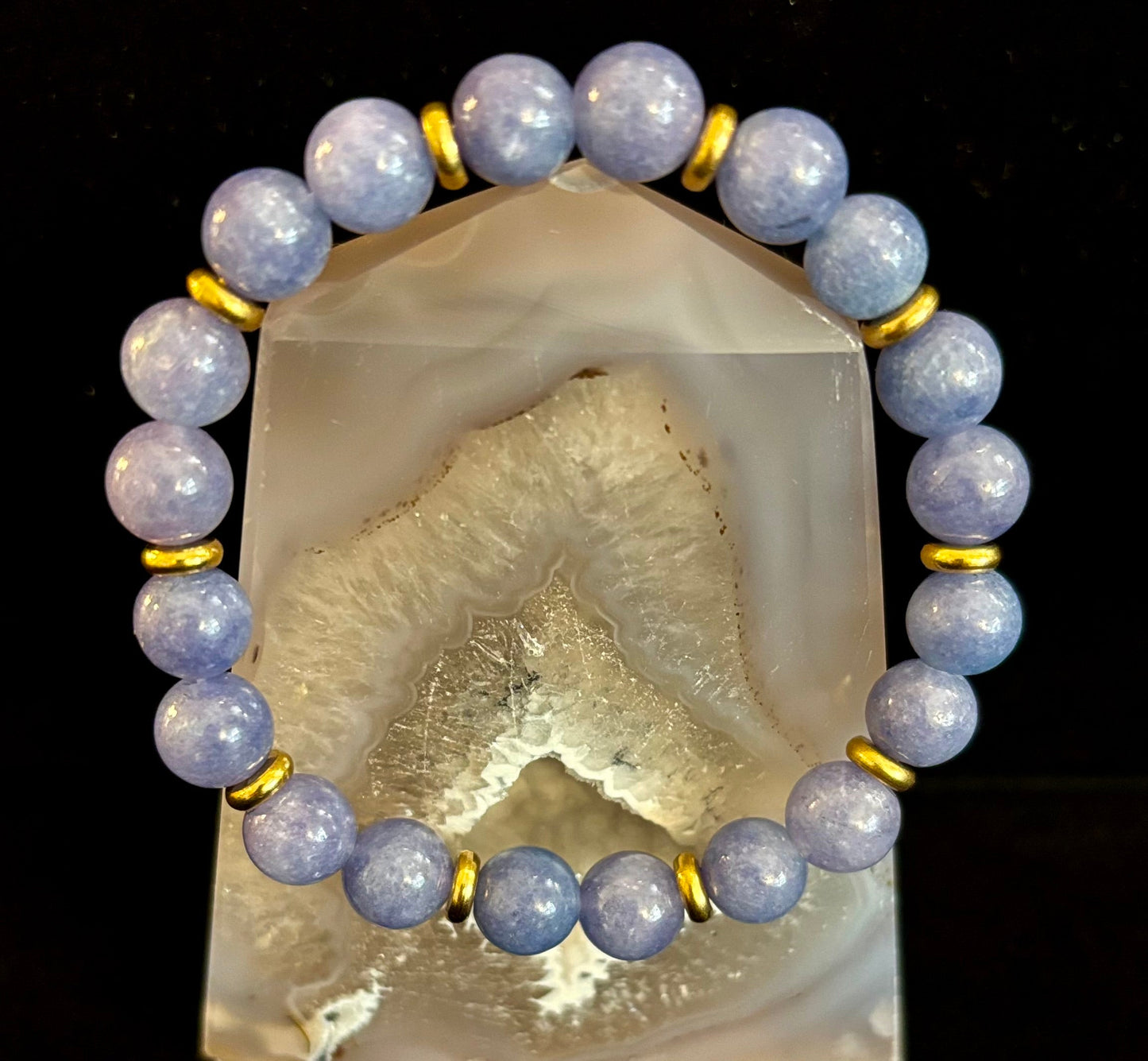Angelite Crystal Healing Bracelet β Serenity β’ Reiki β’ Inner Peace πͺ½π«