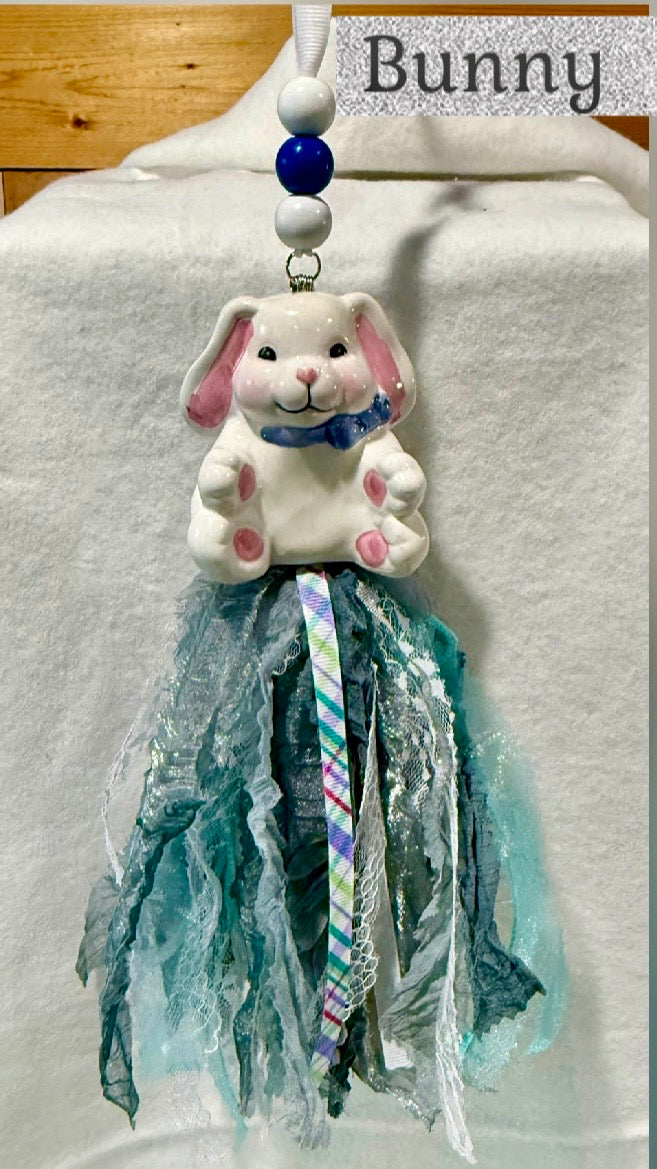 Tassel - Shabby, Boho, Vintage , Farmhouse Tassel Decor