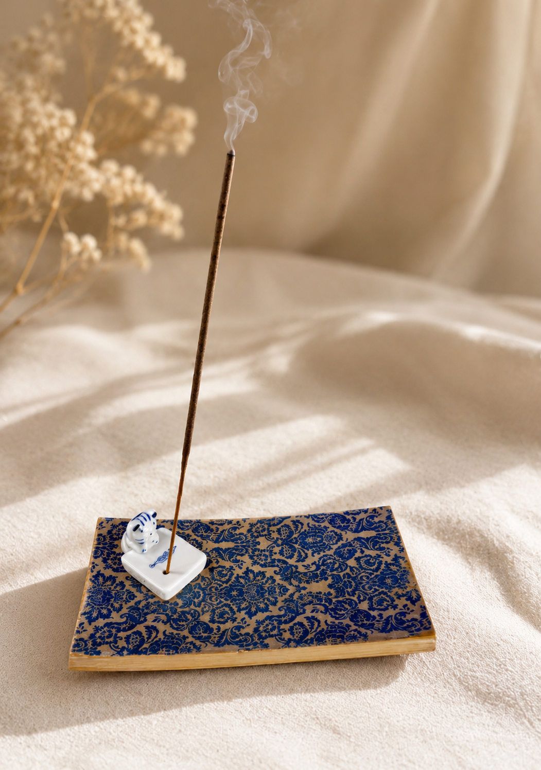 Furry Friends Blue Willow Incense Tray – Handcrafted Wooden Incense Burner with Ceramic Cat Holder