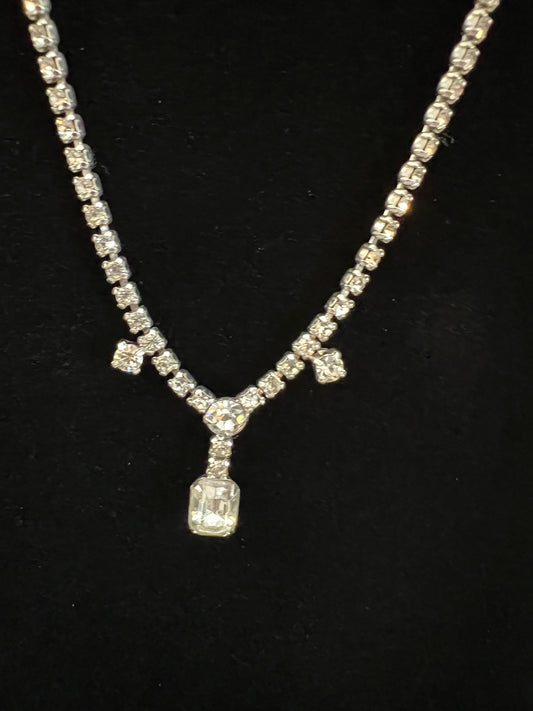 Vintage Rhinestone Necklace