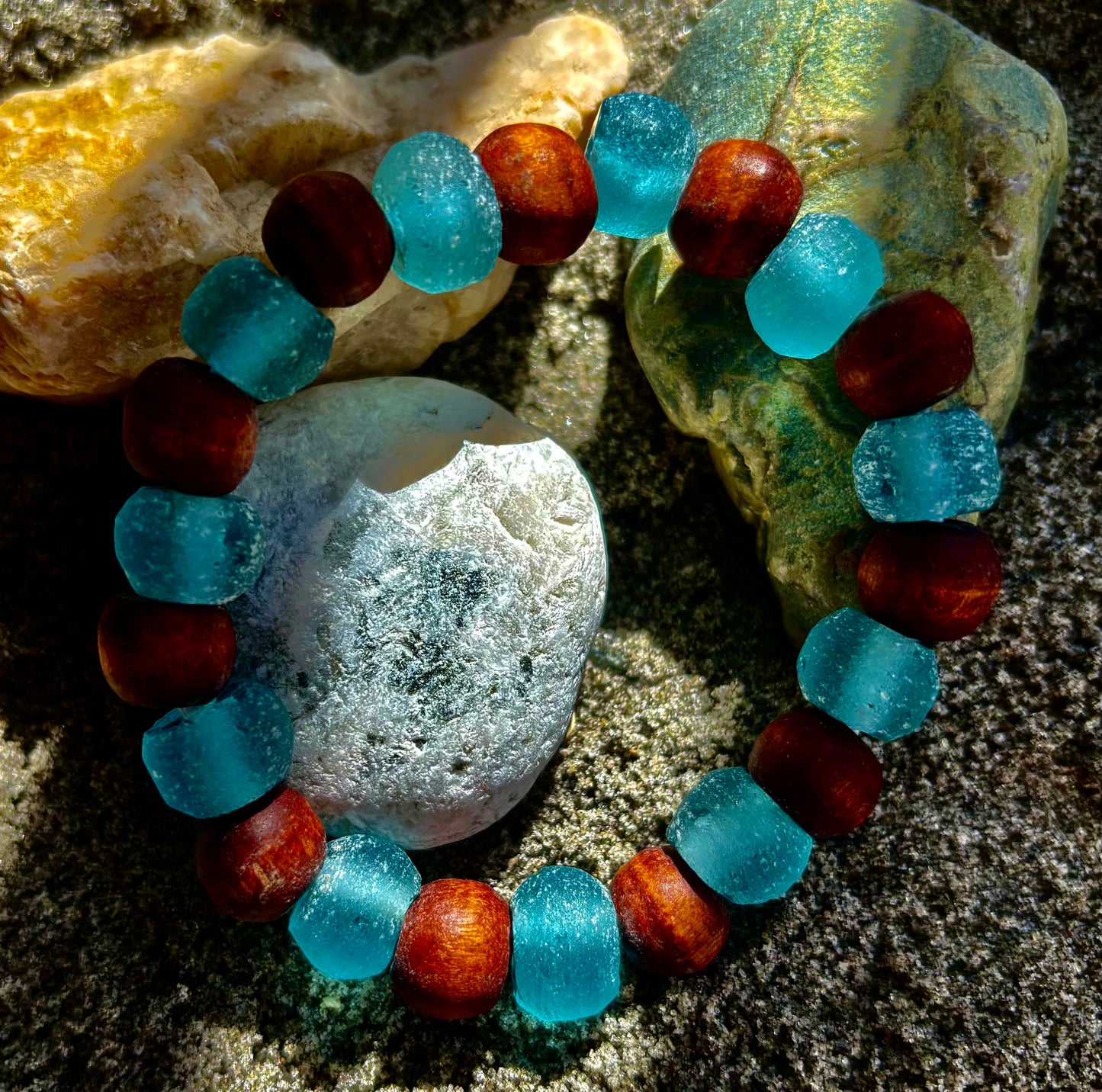 Ocean Drift Recycled Sea Glass Bracelet – Light Blue Coastal Wood Bead Stretch Bracelet 🌊