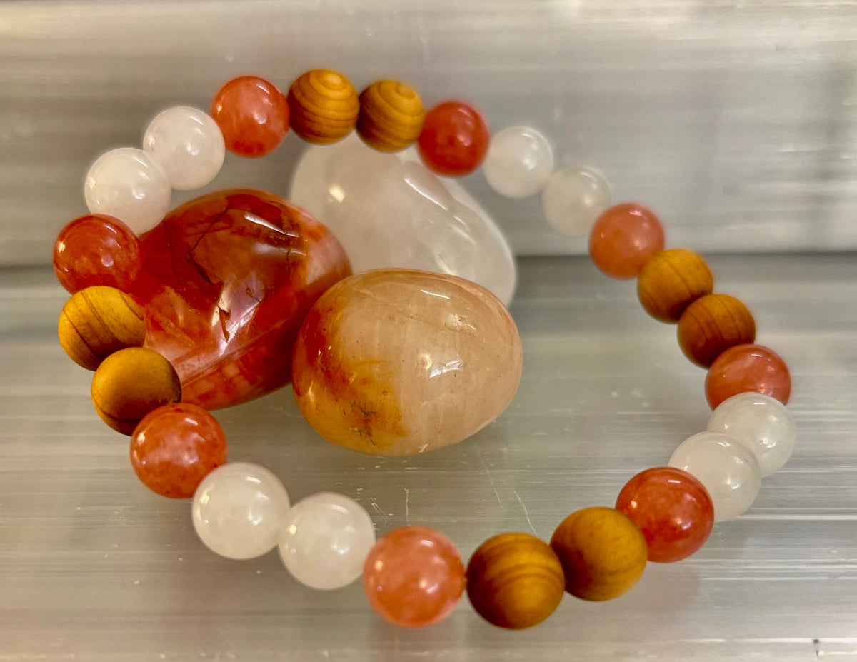 White Witch Intuition & Aura Cleansing Bracelet – Palo Santo, Selenite & Smoky Quartz